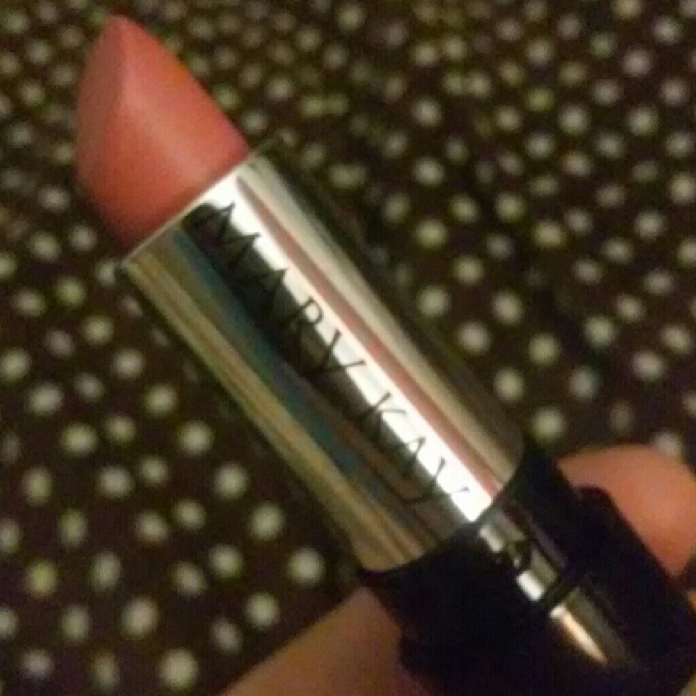 NWOB Mary Kay Love Me Pink Lipstick